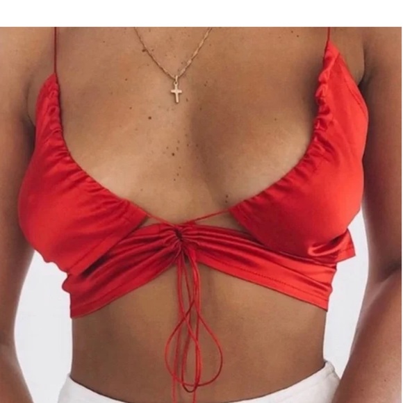 Beginning Boutique Red Tie Top - Picture 4 of 4